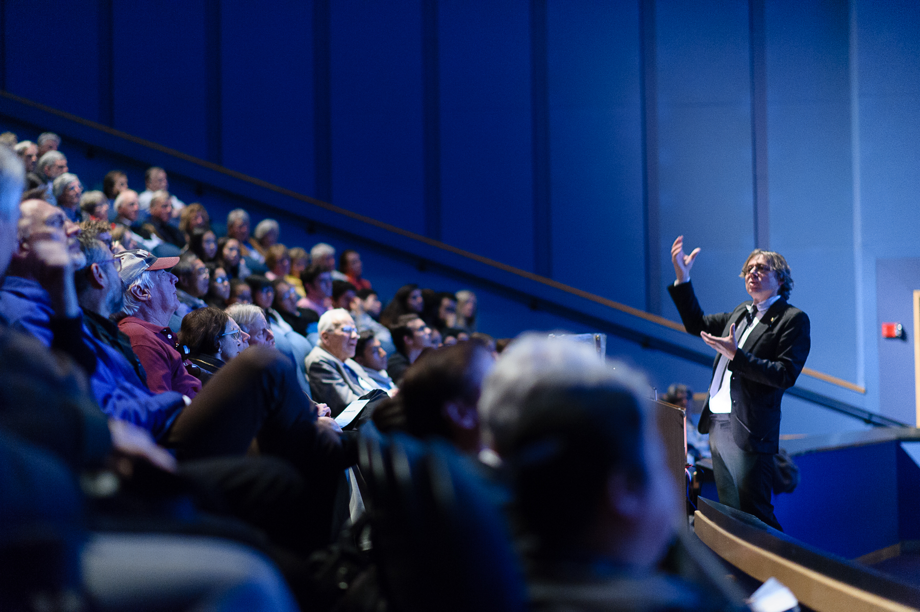 Bjorn Stevens describing water's importance to climate at the 2015 John Carlson Lecture. Credit: John Gillooly